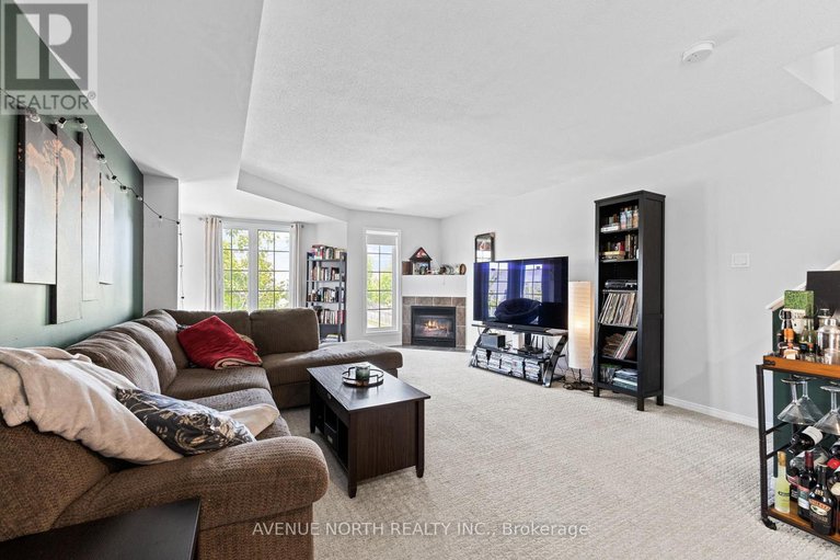 28564933/76-130-berrigan-drive/longfields/ottawa/ontario/K2J0J3_4
