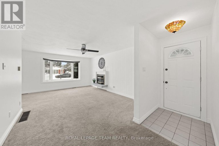 29302413/3-domus-crescent/lynwood-village/ottawa/ontario/K2H6A3_6