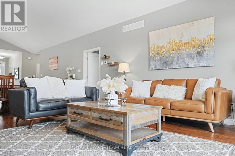 29469696/855-reaume-street/mississippi-mills-ramsay-twp/mississippi-mills/ontario/K0A1A0_11