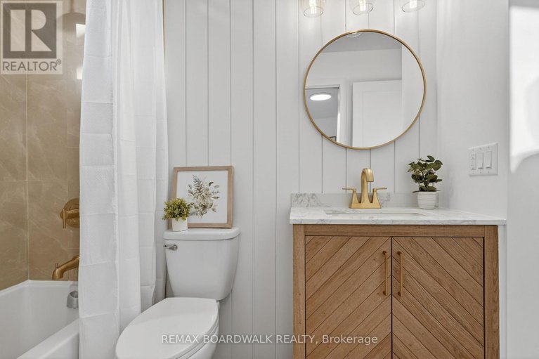 29437074/38-courtney-road-w/glencairnhazeldean/ottawa/ontario/K2L1L8_18