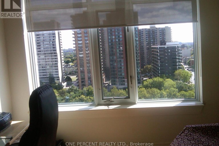 29238372/1603-95-bronson-avenue/ottawa-centre/ottawa/ontario/K1R1E2_16