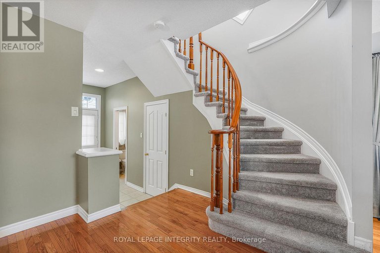 29378274/1033-markwick-crescent/notting-hillsummerside/ottawa/ontario/K4A4X5_8