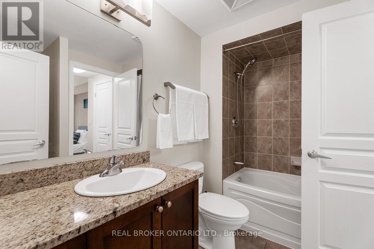 28542125/1207-200-besserer-street/sandy-hill/ottawa/ontario/K1N0A7_24