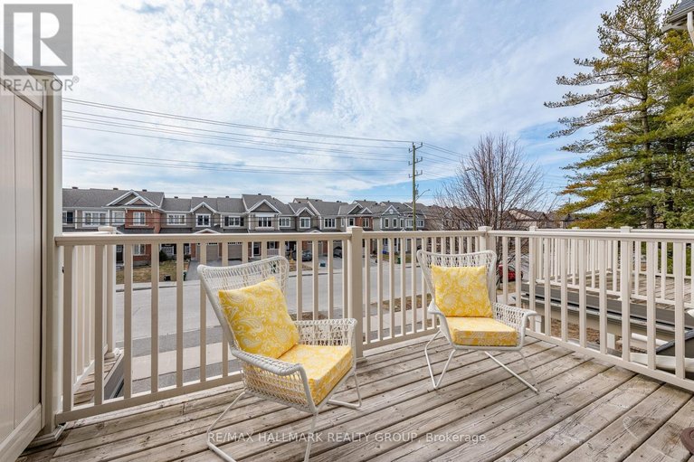 29586144/1891-maple-grove-road/stittsville-north/ottawa/ontario/K2S1B9_32