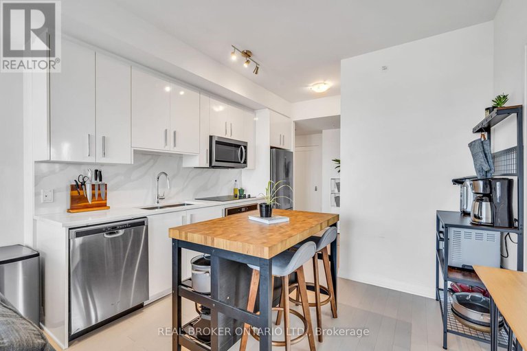 28446089/802-805-carling-avenue/civic-hospital/ottawa/ontario/K1S5W9_6