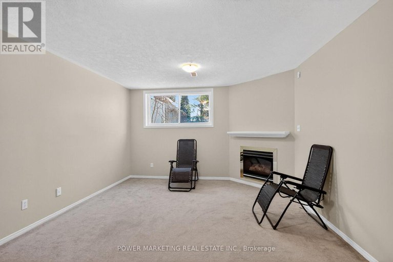 29154682/6410-sablewood-place/chapel-hill/ottawa/ontario/K1C7L7_22