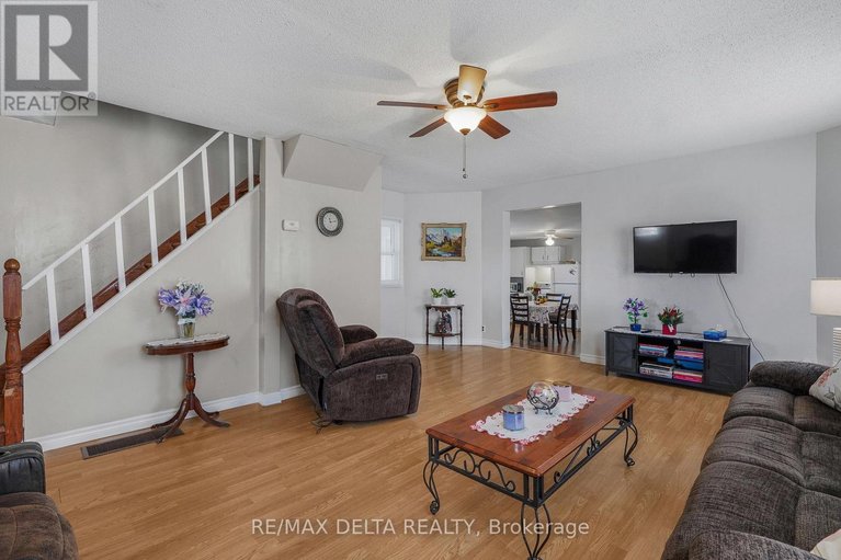 29639068/3697-etienne-road/cumberland-west/ottawa/ontario/K0A3E0_6