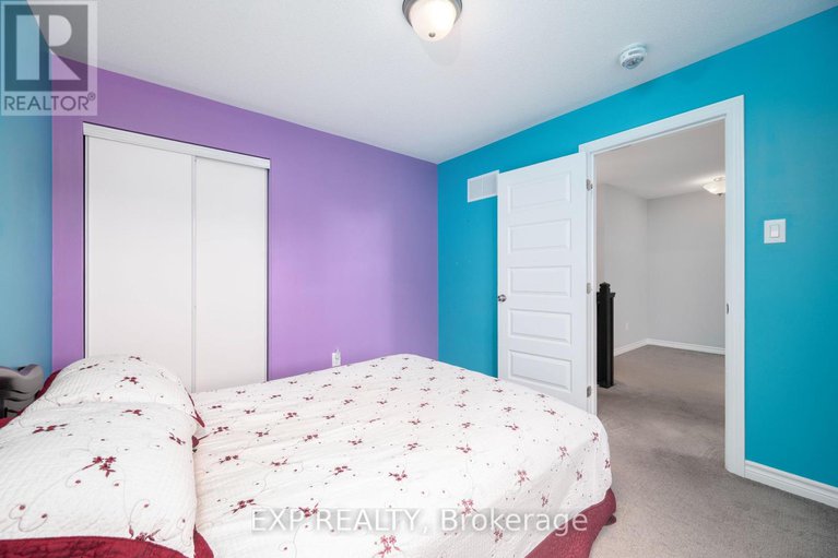 28381302/125-sweetvalley-drive/avalon-west/ottawa/ontario/K4A1A4_22