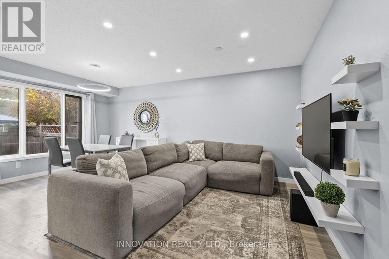 29113862/20-banchory-crescent/morgans-grantsouth-march/ottawa/ontario/K2K2V4_5