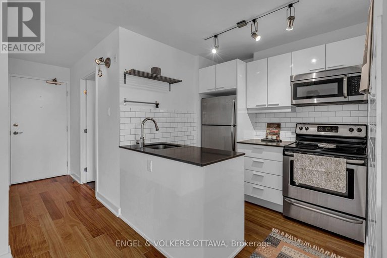 28610473/415-354-gladstone-avenue/ottawa-centre/ottawa/ontario/K2P0R4_4