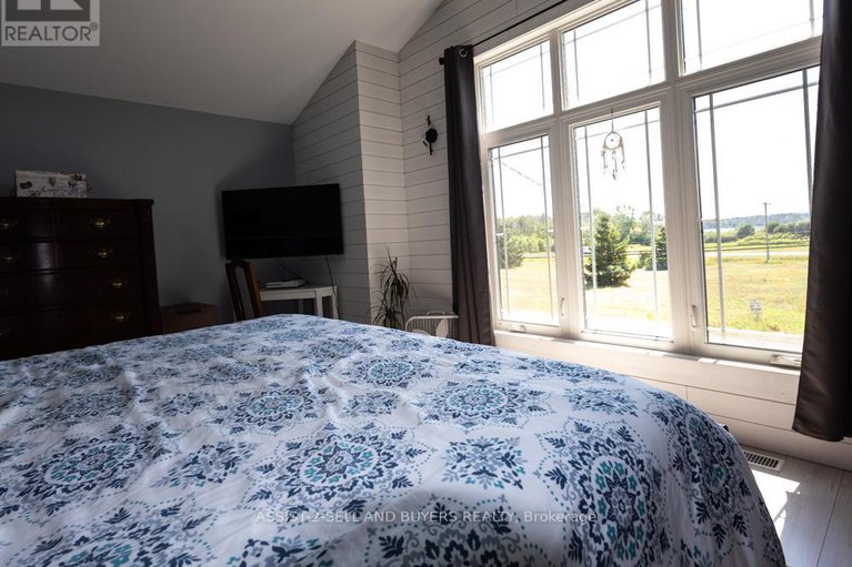 28728764/15765-manning-road/south-stormont-osnabruck-twp/south-stormont/ontario/K0C1M0_17