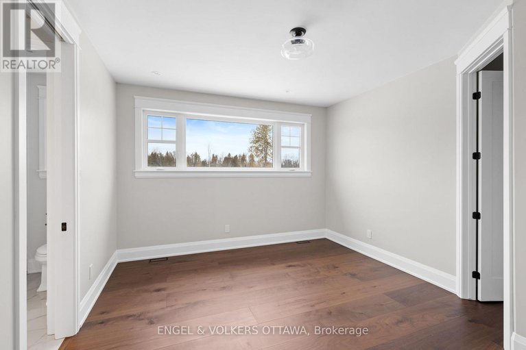 29334925/432-ashbee-court/manotick-village-manotick-estates/ottawa/ontario/K4M0A8_28