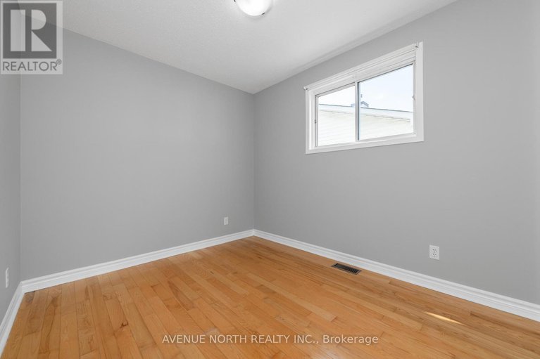 29255600/2-chickasaw-crescent/bridlewood/ottawa/ontario/K2M1M3_34