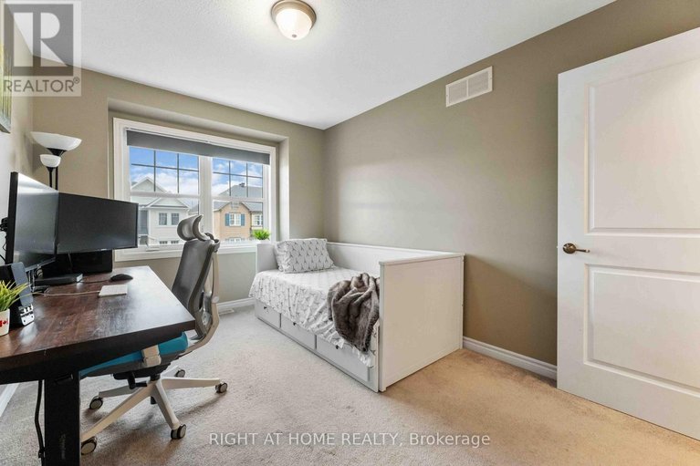 29443846/118-helenium-lane-e/avalon-west/ottawa/ontario/K4A1C6_25