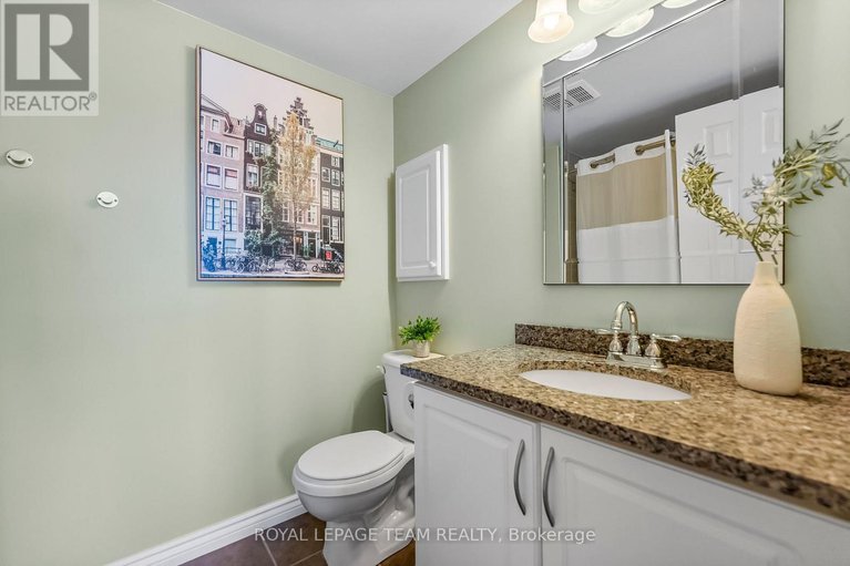 28888816/368-crownridge-drive/emerald-meadowstrailwest/ottawa/ontario/K2M3A4_30