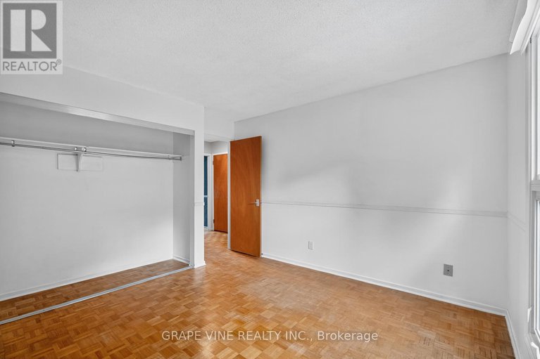 28906371/66-rutherford-way/beaverbrook/ottawa/ontario/K2K1N4_19