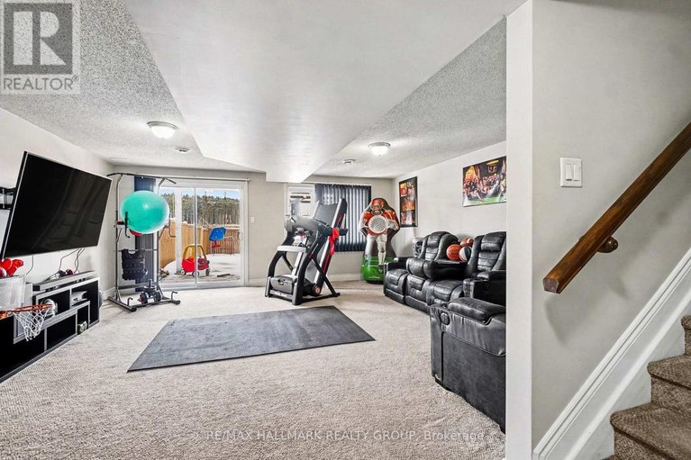 29578401/28-nathalie-street/town-of-rockland/clarence-rockland/ontario/K4K1E6_35