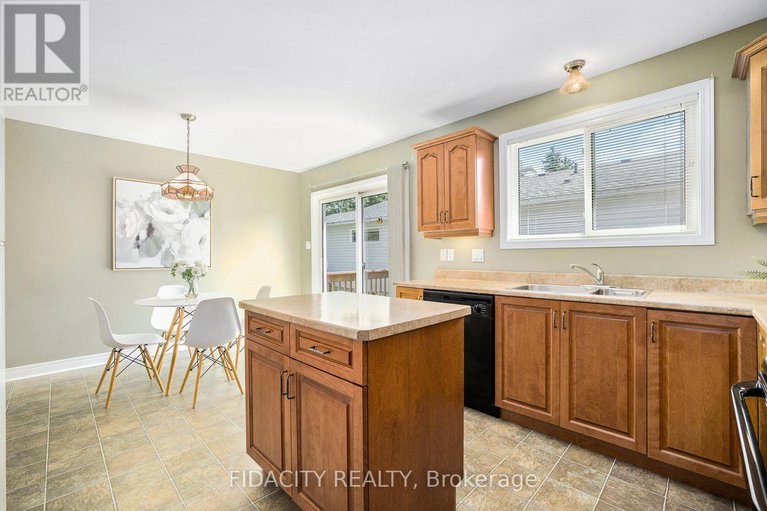 28644851/616-clothier-street-e/kemptville/north-grenville/ontario/K0G1J0_9