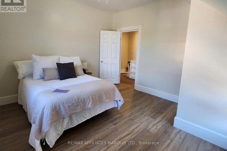 28979025/12-oak-street/lancaster/south-glengarry/ontario/K0C1N0_19