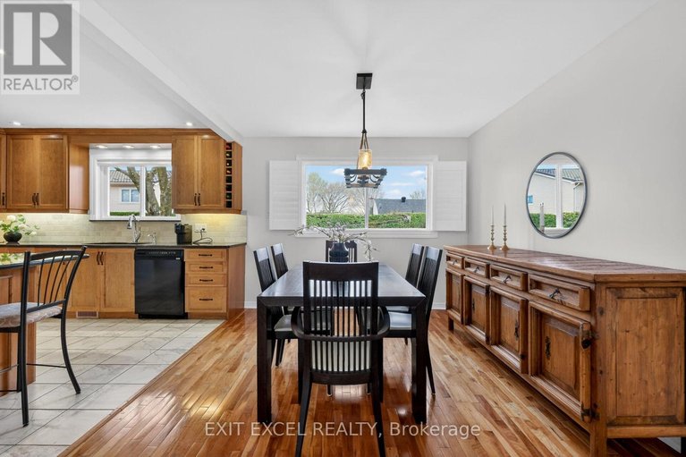 29684997/1554-rosebella-avenue/blossom-parkkemp-parkfindlay-creek/ottawa/ontario/K1T1E8_8