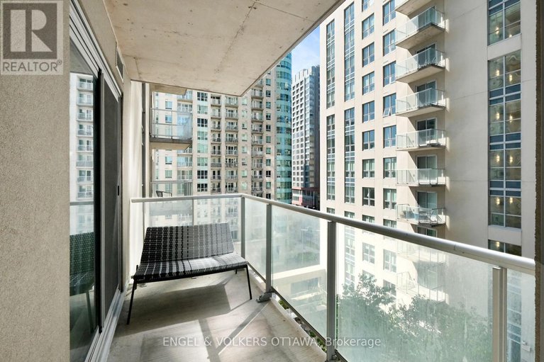28875883/707-195-besserer-street/sandy-hill/ottawa/ontario/K1N0B6_29