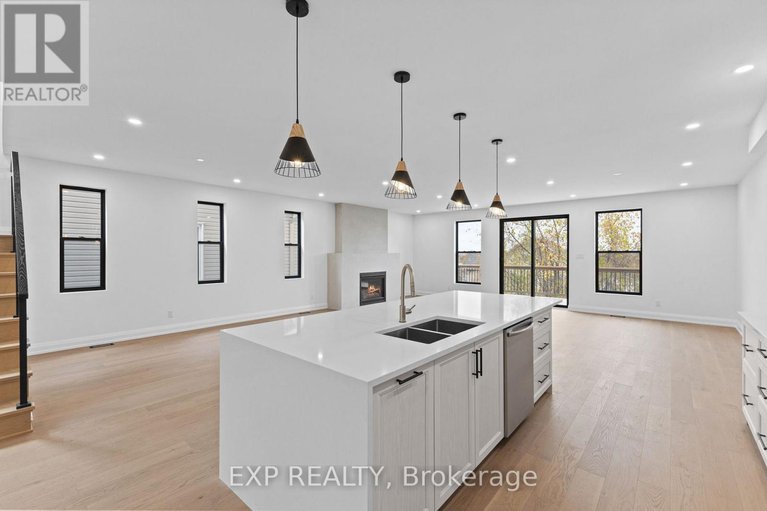 29048674/6817-notre-dame-street/chateauneuf/ottawa/ontario/K1C1H4_13