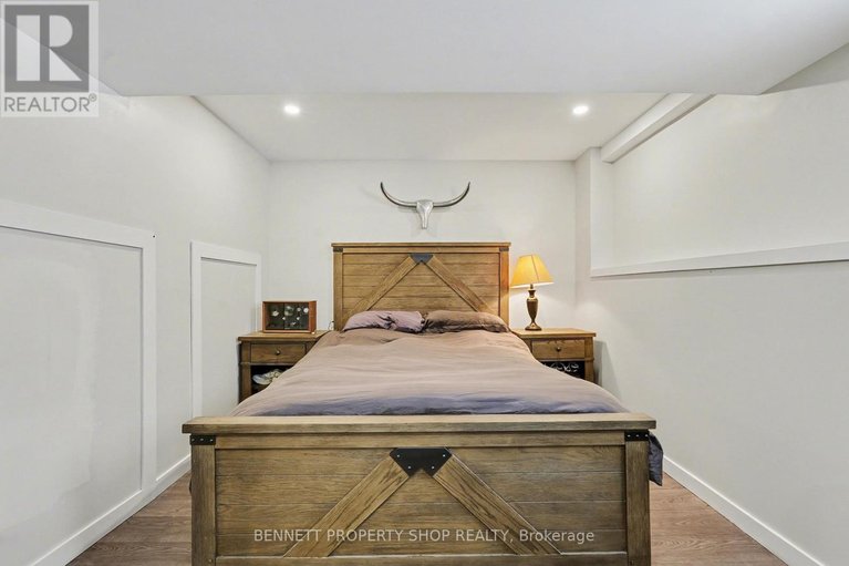 29516250/159-conifer-creek-circle/emerald-meadowstrailwest/ottawa/ontario/K2M0M2_17