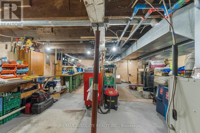 28590613/8-river-road/mcnabbraeside-twps/mcnabbraeside/ontario/K7S1R3_29