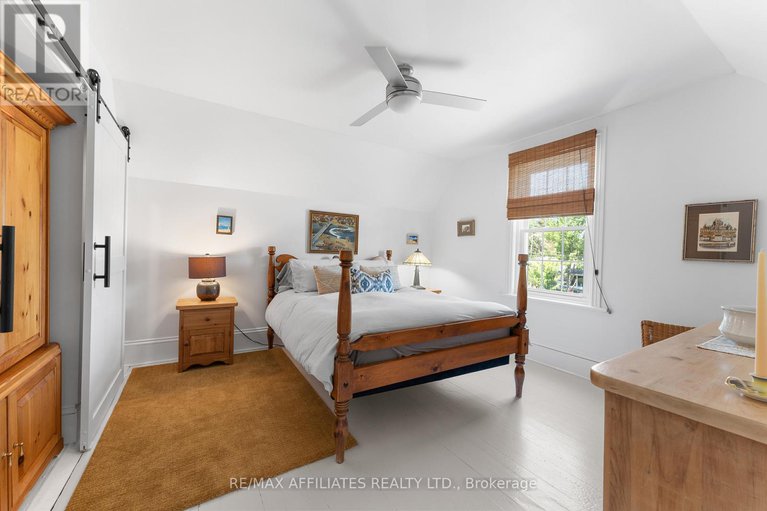 28529671/190-poole-street/mcnabbraeside-twps/mcnabbraeside/ontario/K7S1J2_31