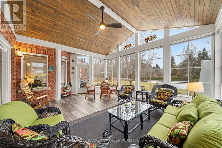 29557557/1334-scharfgate-drive/manotick-village-manotick-estates/ottawa/ontario/K4M1C3_8