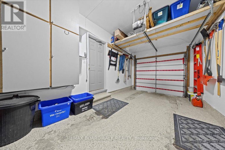 29446345/6355-sablewood-place/chapel-hill/ottawa/ontario/K1C7M3_82