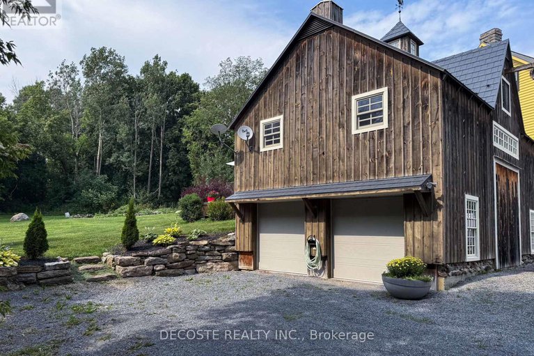 29396698/21831-conc-2-road/south-glengarry-lancaster-twp/south-glengarry/ontario/K0C1E0_47