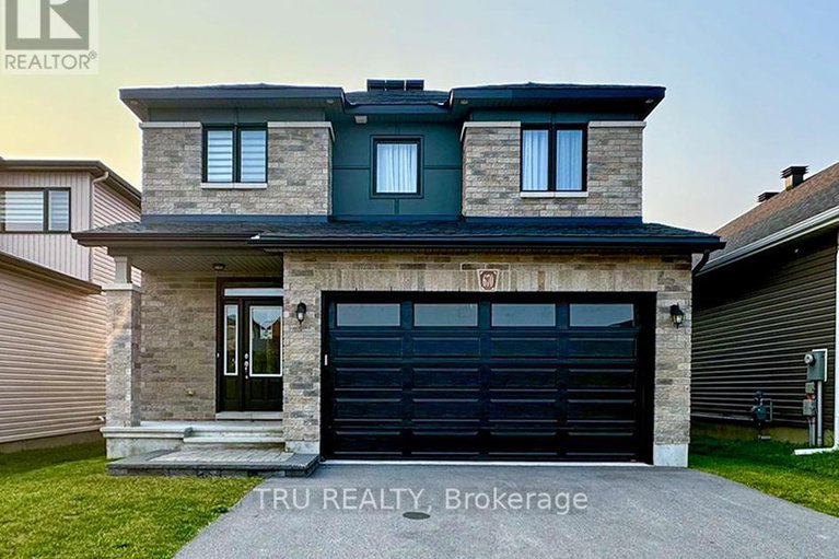 29049193/670-parade-drive/stittsville-south/ottawa/ontario/K2S0Z2_1