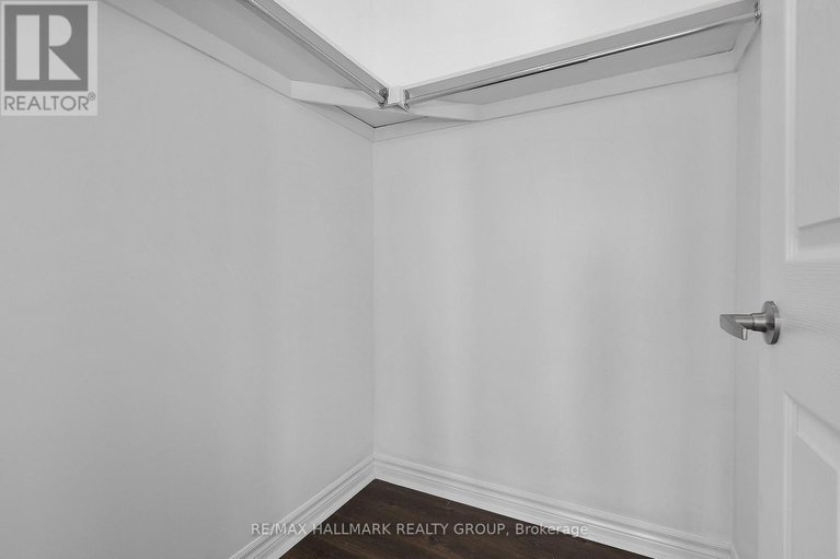 28905128/2427-nutgrove-avenue/half-moon-bay/ottawa/ontario/K2J0X4_27