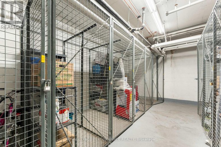 29635683/1504-238-besserer-street/sandy-hill/ottawa/ontario/K1N6B1_45