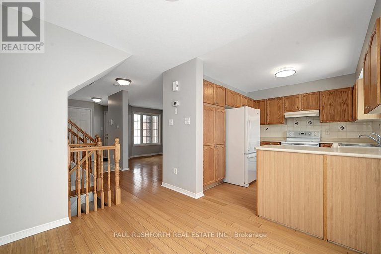 29407131/1091-ballantyne-drive/fallingbrookgardenway-south/ottawa/ontario/K4A4C6_10