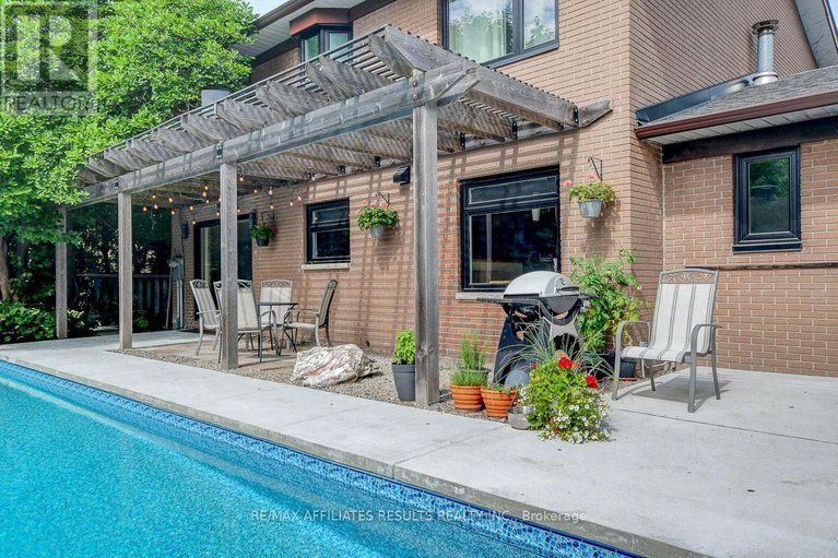 28809454/5-tiffany-crescent/beaverbrook/ottawa/ontario/K2K1W1_45