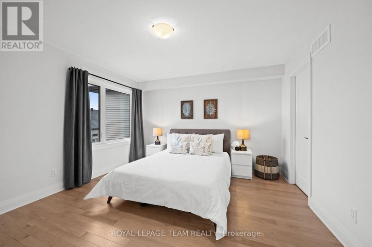 29618339/289-big-dipper-street/riverside-southgloucester-glen/ottawa/ontario/K4M0J2_24