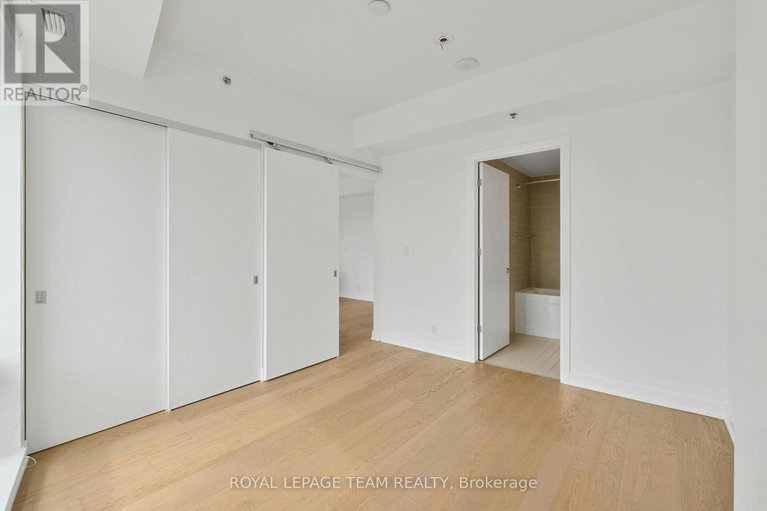 28416737/604-428-sparks-street/ottawa-centre/ottawa/ontario/K1R0B3_24