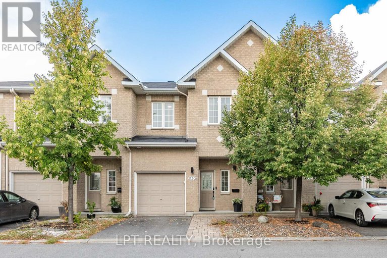 28801057/950-torovin-private/pineview/ottawa/ontario/K1B0A7_1