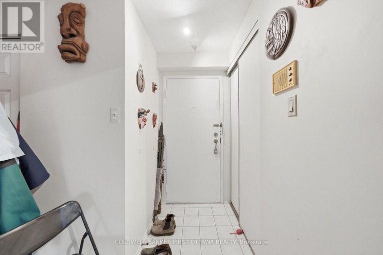 29622144/402-222-guigues-avenue/lower-townbyward-market/ottawa/ontario/K1N5J2_6