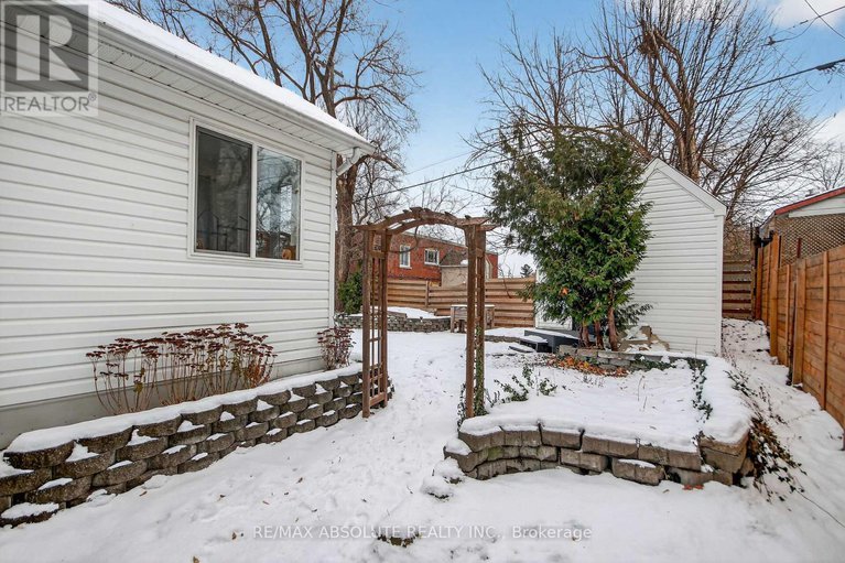 29171817/147-longpre-street/vanier/ottawa/ontario/K1L7J5_46