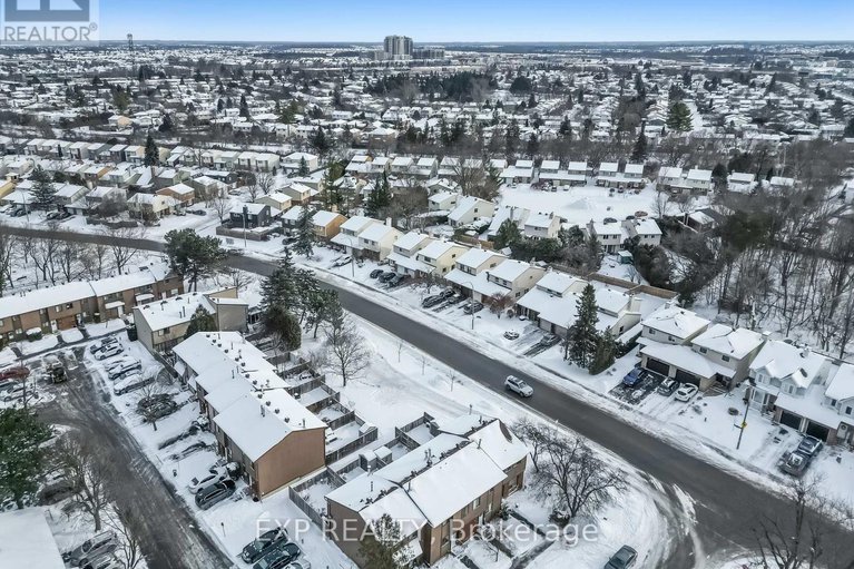29214218/1a-vanessa-terrace/pheasant-run/ottawa/ontario/K2J1Y2_32