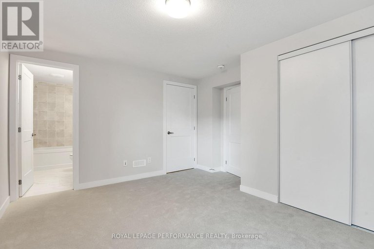 28336168/116-pizzicato-street/mer-bleuebradley-estatesanderson-park/ottawa/ontario/K1W0S2_41