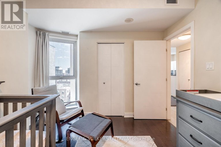 28860851/707-40-nepean-street/ottawa-centre/ottawa/ontario/K2P0X5_17