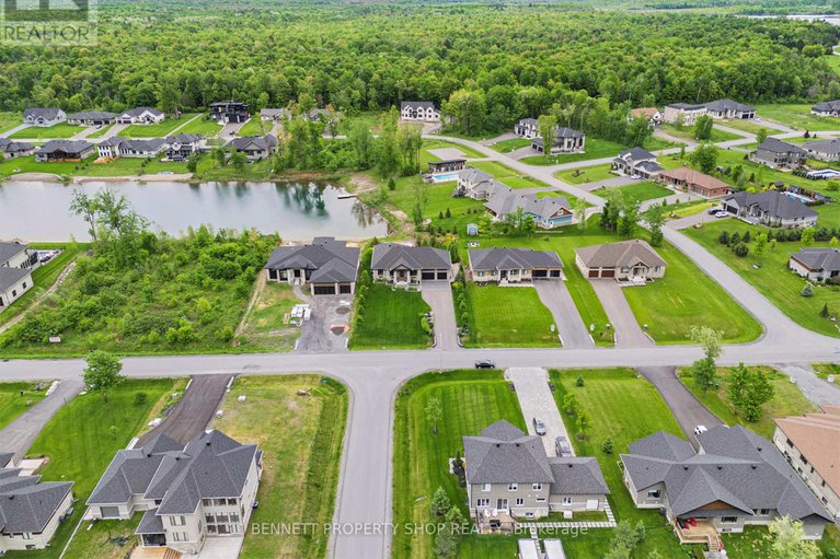 28406441/396-shoreway-drive/greely/ottawa/ontario/K4P0G2_32