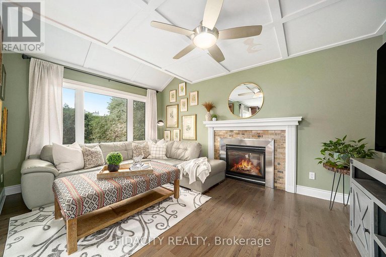28817901/13-vesta-street/cedargrovefraserdale/ottawa/ontario/K2J3Y8_4