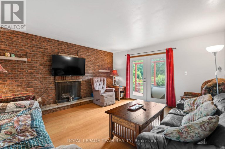 28998610/5687-cherry-street/south-dundas-williamsburgh-twp/south-dundas/ontario/K0C1X0_16