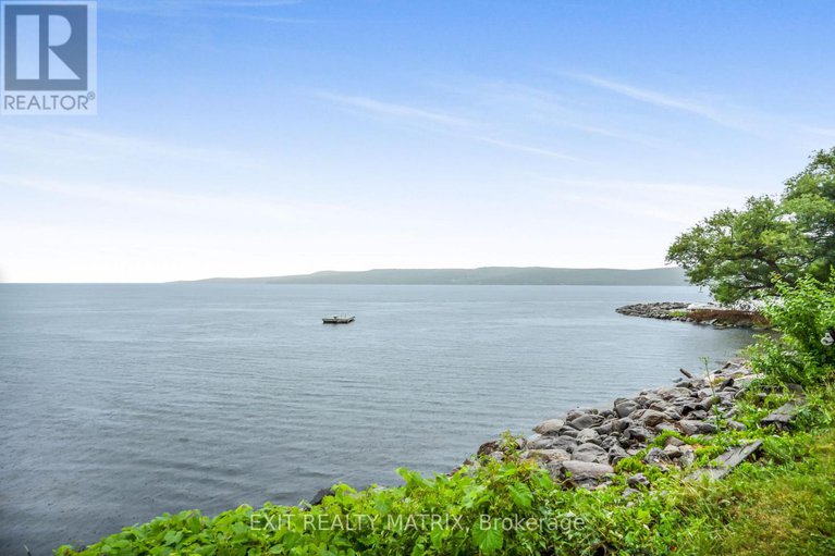 28576017/922-lalonde-road/lorignal/champlain/ontario/K0B1K0_32