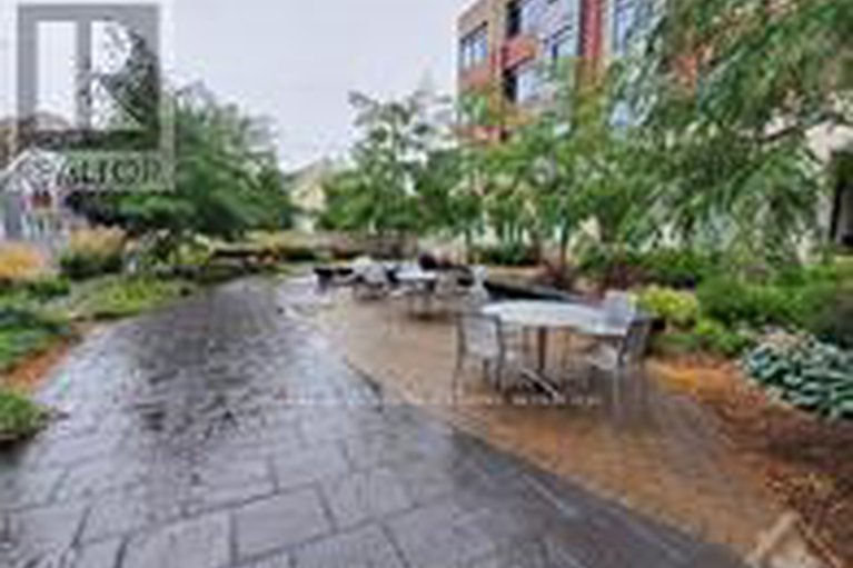28965805/303-60-springhurst-avenue/ottawa-east/ottawa/ontario/K1S5V7_13